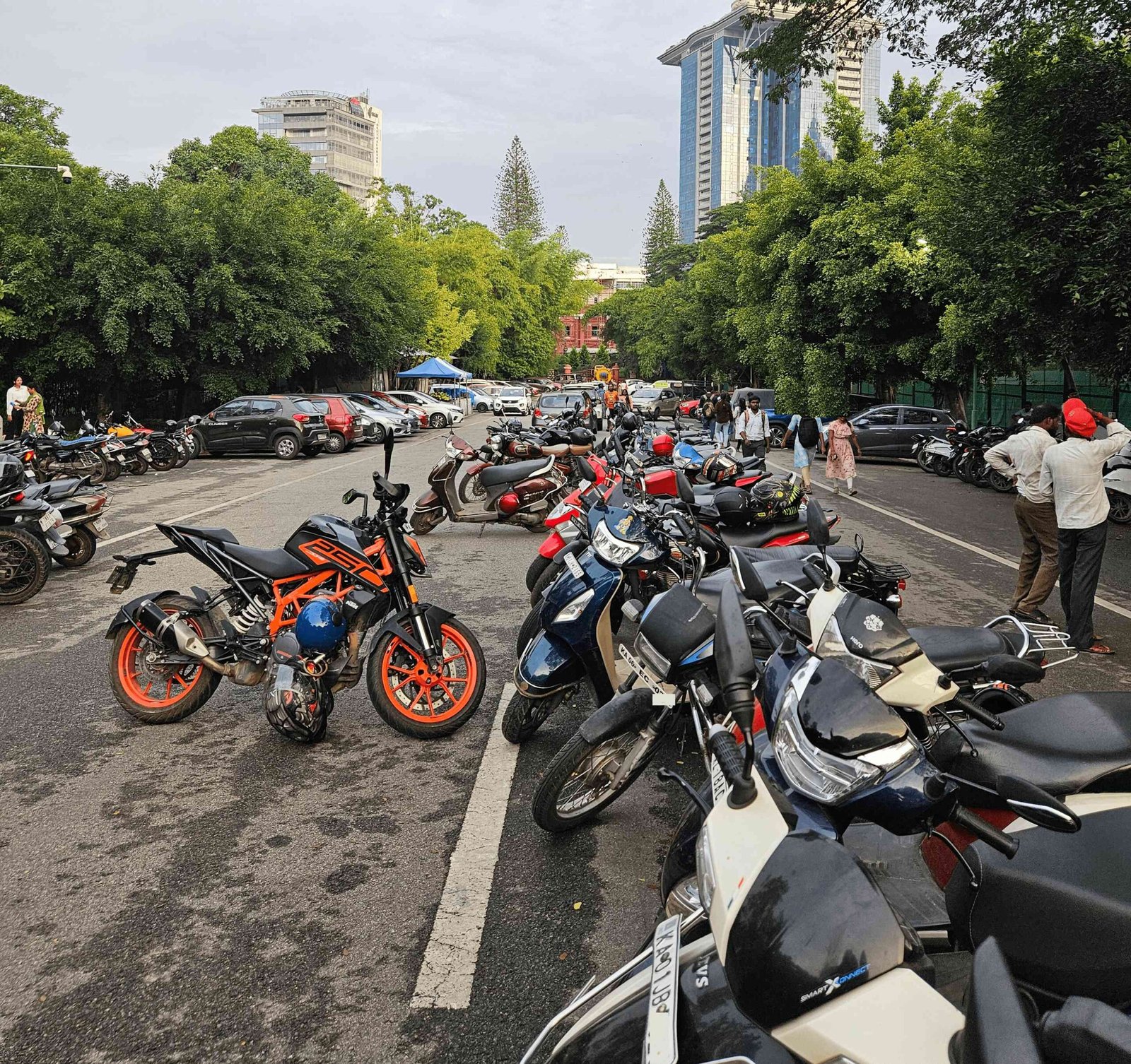 parking-cubbon-park